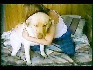 Mujer y perro: una impactante relacion intima