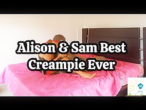 Alison e Sam: un'esperienza indimenticabile di sesso con i cani