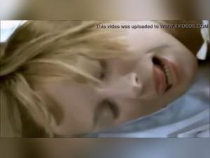 Bestialisches Verlangen: Milly umarmt die Wildheit