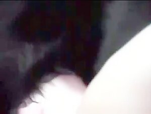 Sesso con un cane nero - Video 4